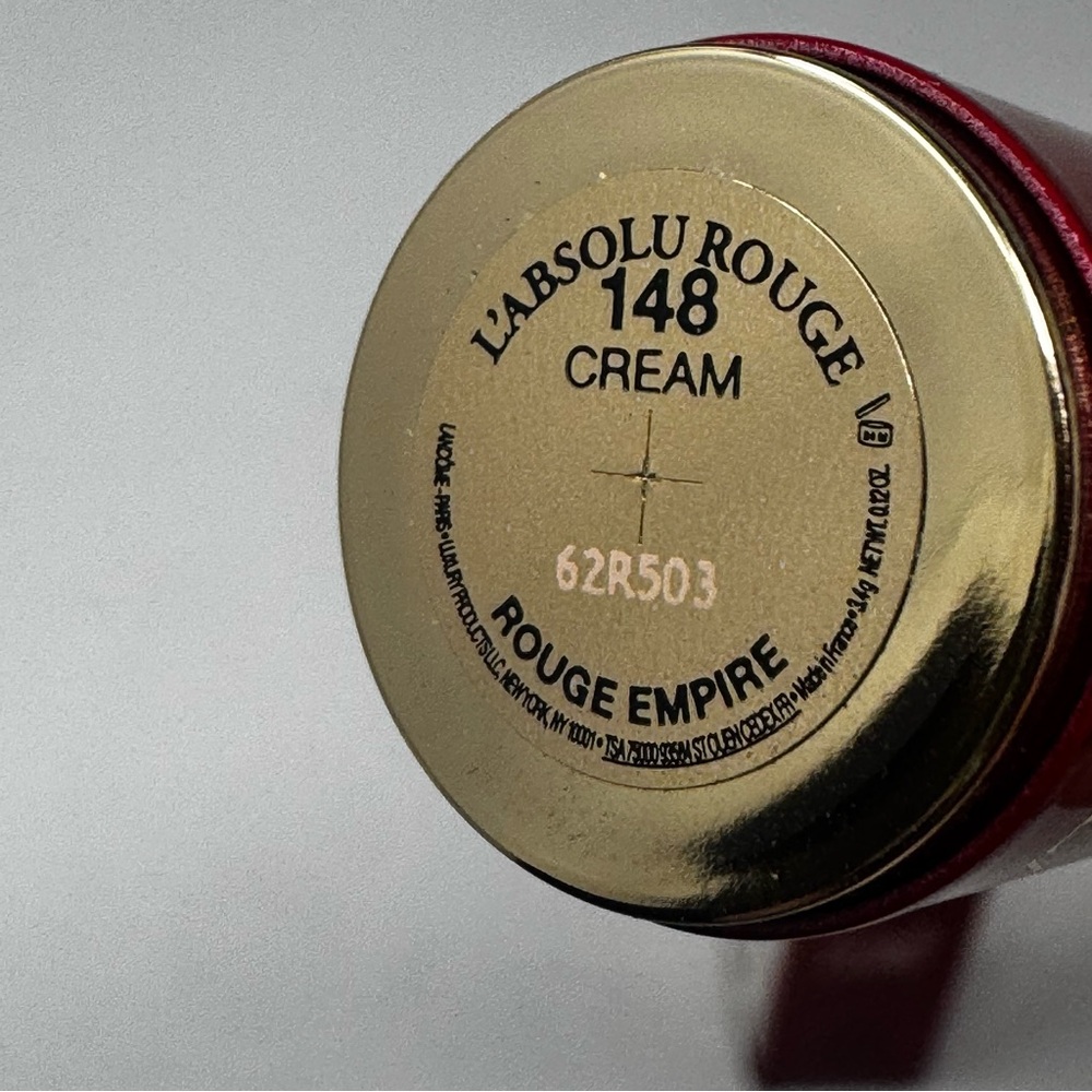 Lancôme L'Absolu Rouge Cream Lipstick in the shade Rouge Empire color number 148 - Picture 8 of 10